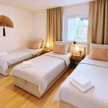Modernes City-apartment Mit Grossem Balkon Lejlighed